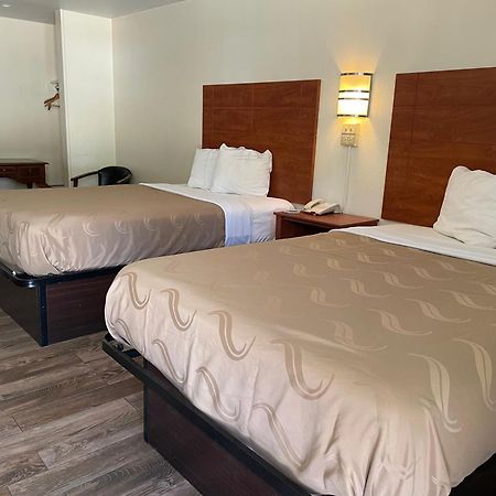 Evergreen Inn And R.V. Winnfield Экстерьер фото